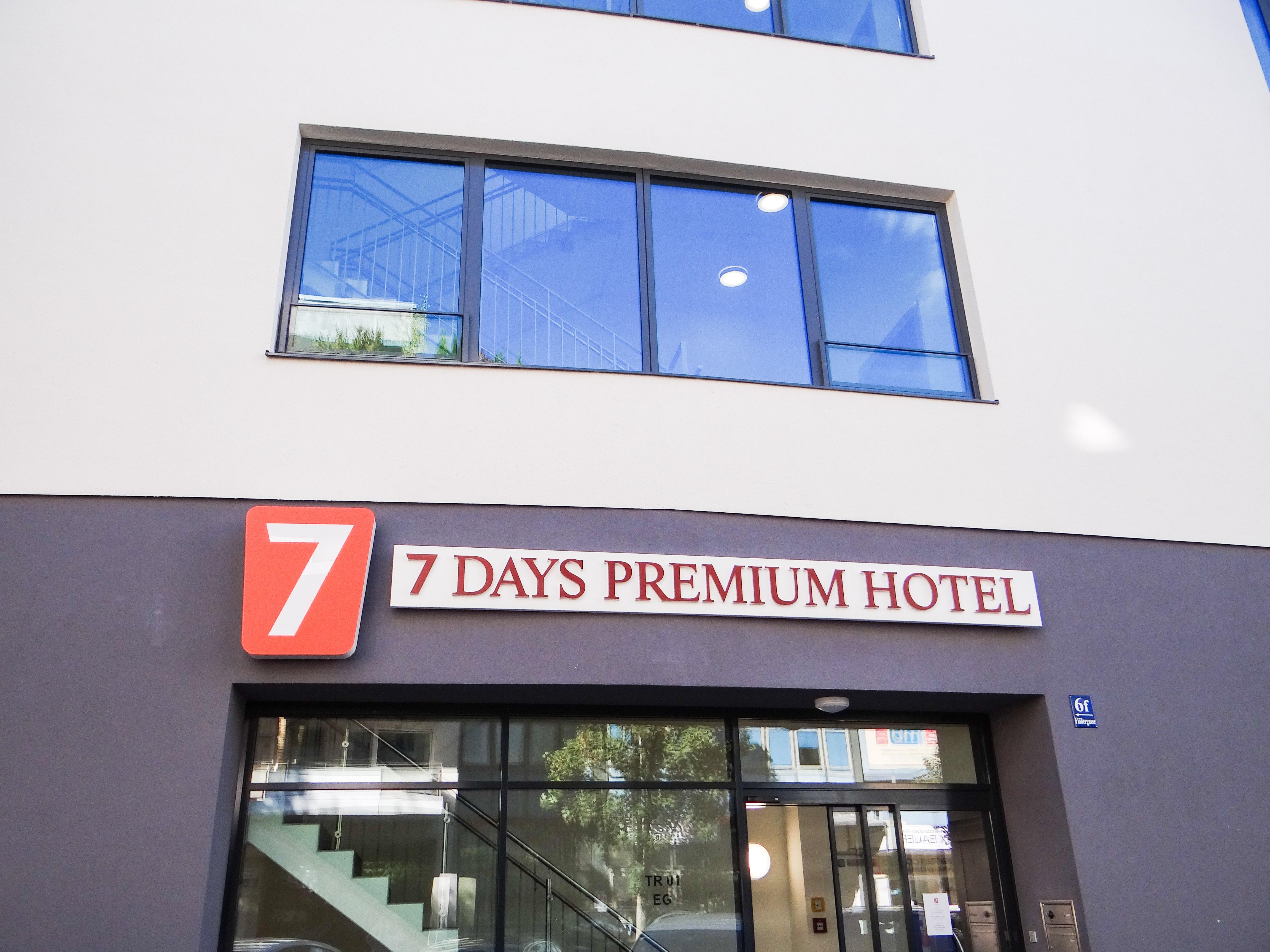 Campanile Sendling Hotel 3*